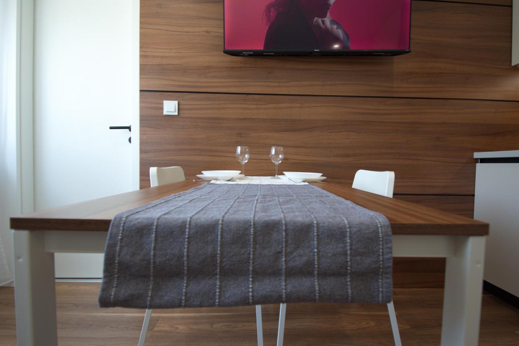 Studio Apartman Petrinja Bagian luar foto