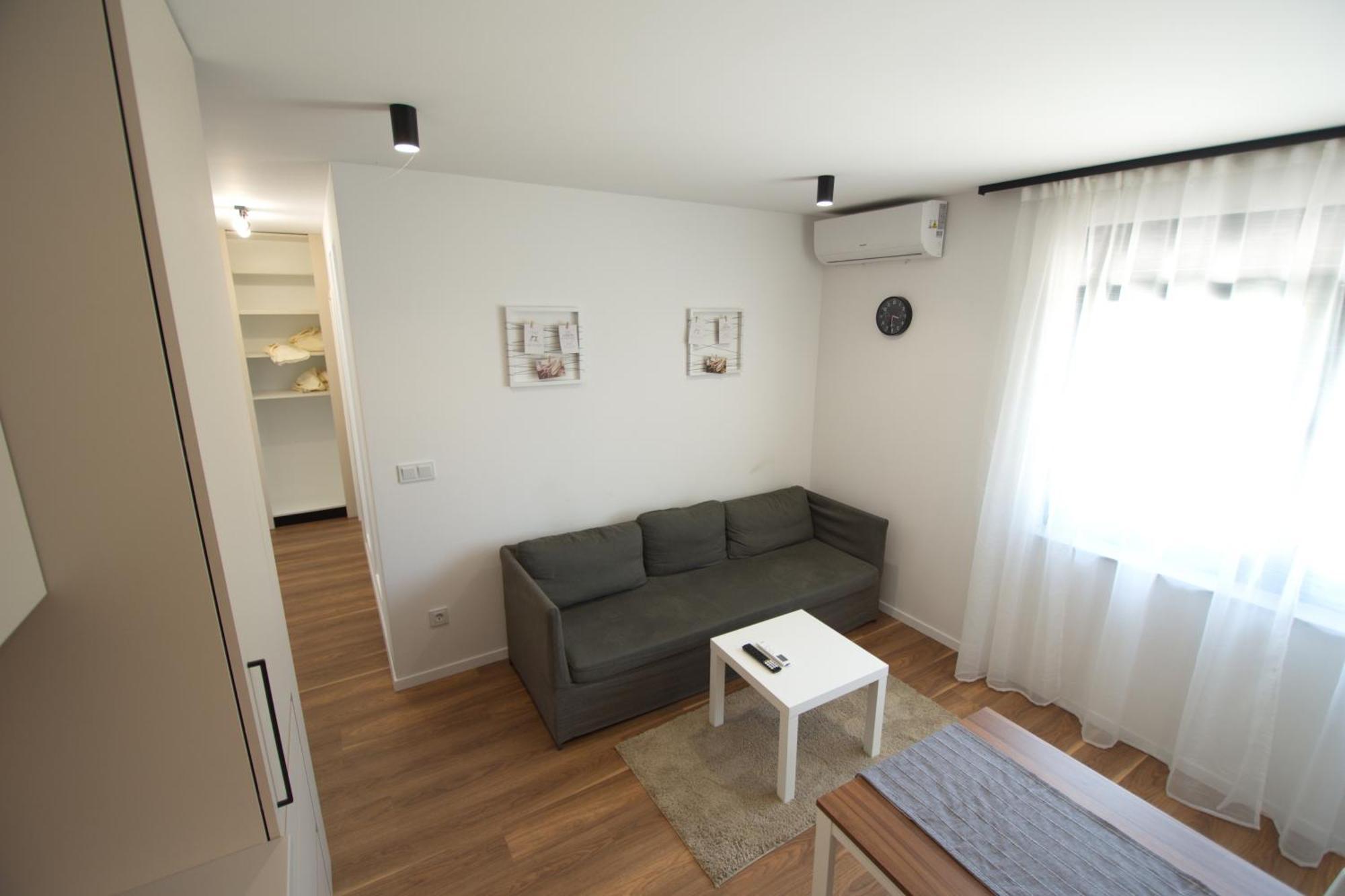 Studio Apartman Petrinja Bagian luar foto